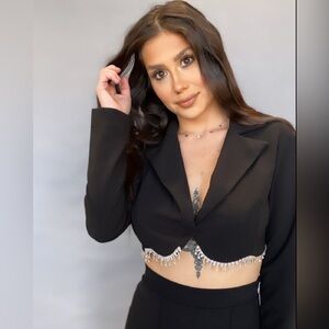 Elegant Black Cropped Blazer with Crystal Detailing